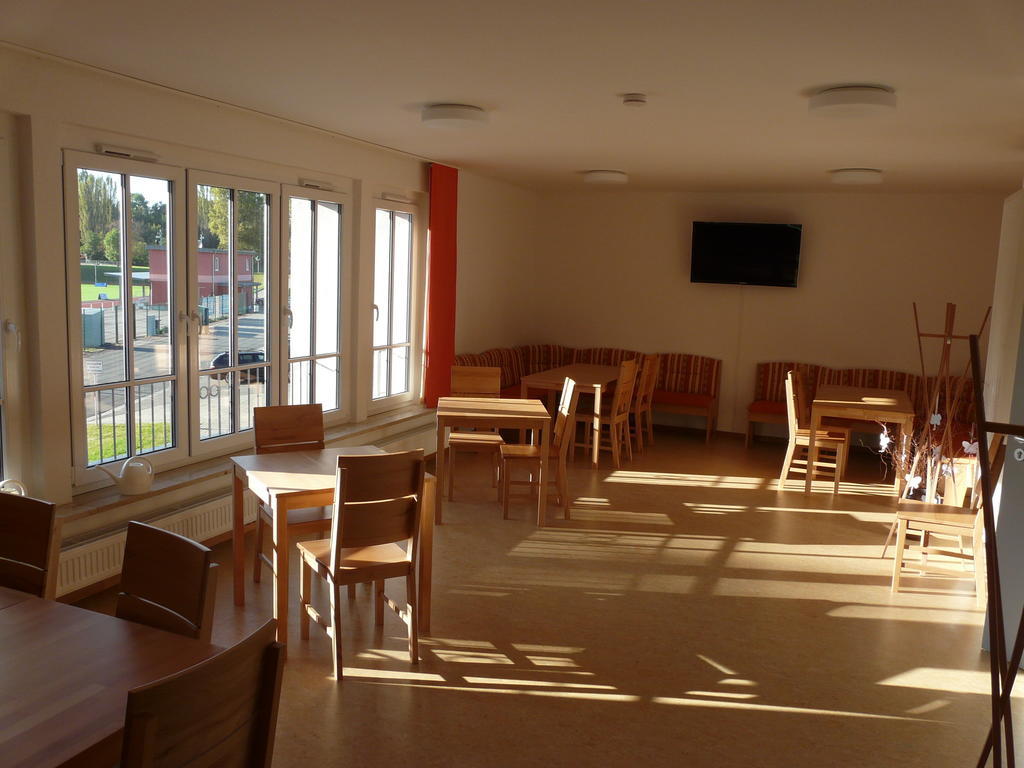 Sport Tourist Hostel Weißenfels 外观 照片