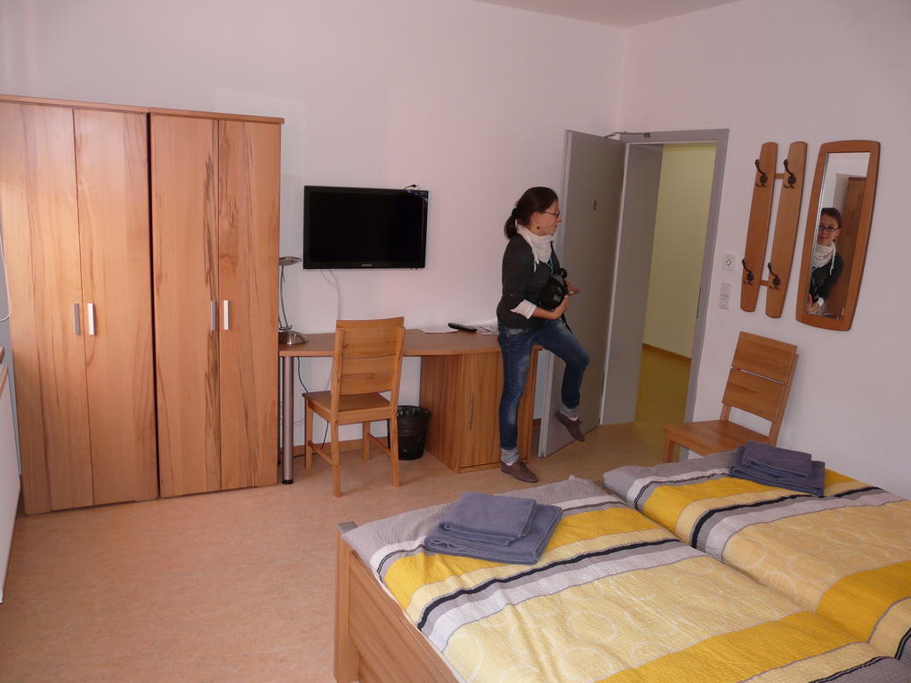 Sport Tourist Hostel Weißenfels 客房 照片