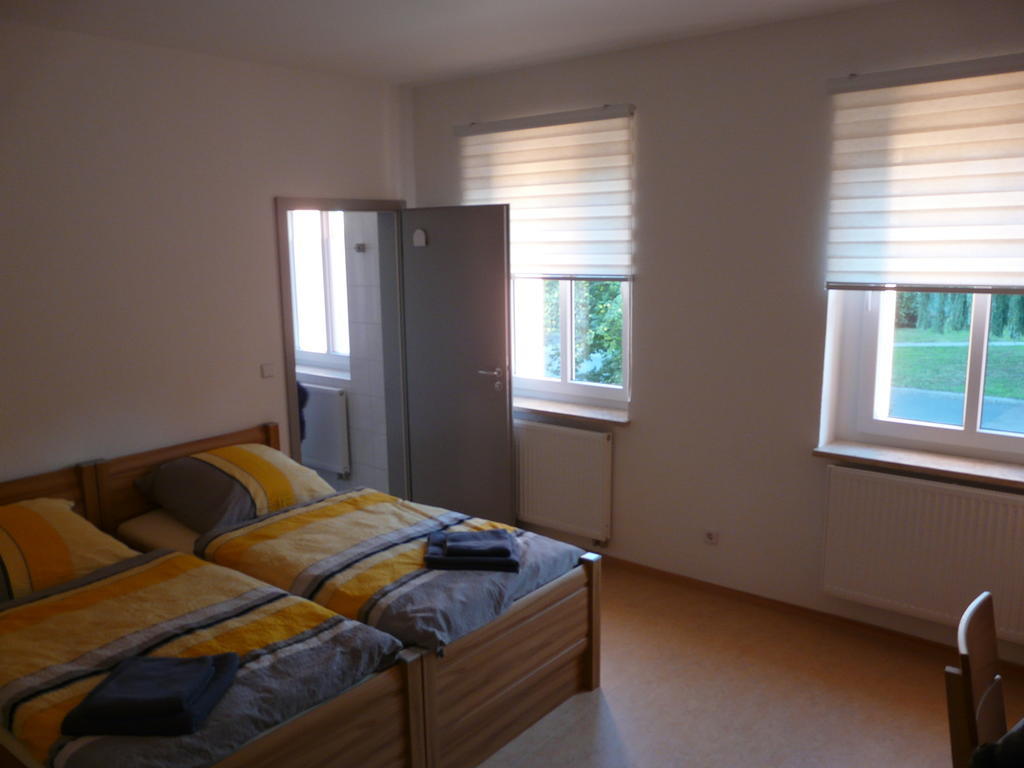 Sport Tourist Hostel Weißenfels 客房 照片